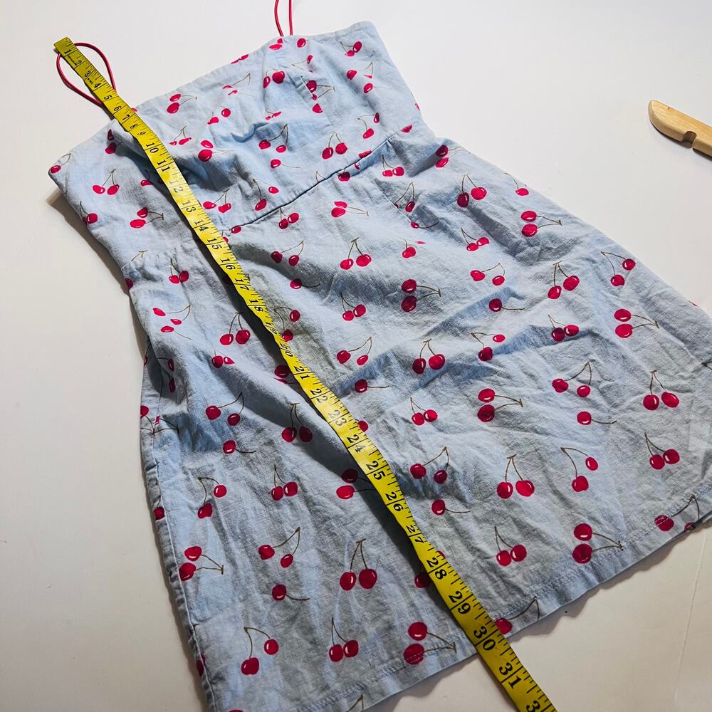 Urban Outfitters Linen Blend Cherry Print Spagetti Mini Dress Size 2 Blue Red - Picture 9 of 12
